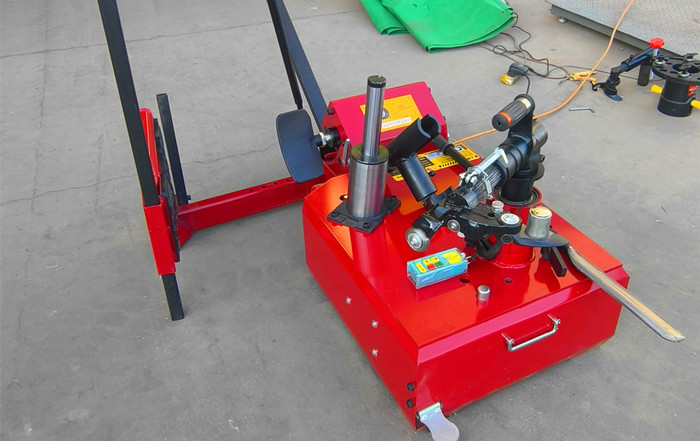 Máy ra vào lốp xe tải khí nén AlotoolsTech K1622AM1