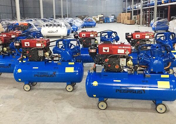 Máy nén khí chạy bằng dầu Diesel TM-V-1.05/12.5-500L có điểm gì nổi bật?