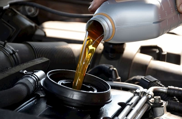 Dầu hộp số là gì? Có phải xe nào cũng cần thay dầu hộp số?