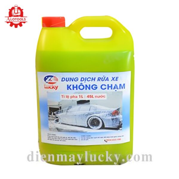 dung dịch rửa xe không chạm Lucky