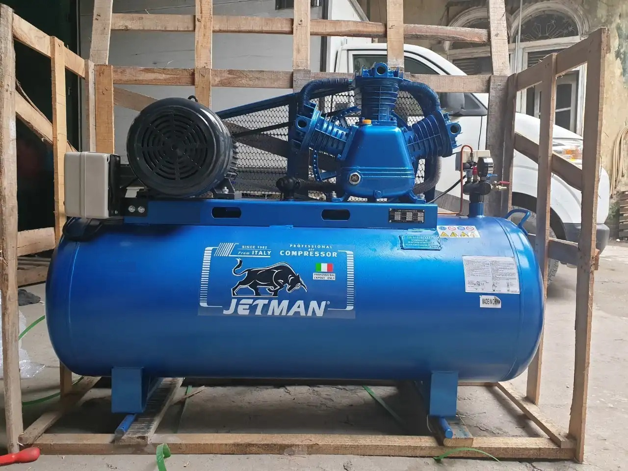 Máy nén khí Jetman 20HP 500 lít dây đai, áp 8 bar, điện 380V 8 Máy Jetman 20HP 500 lít - ảnh 2