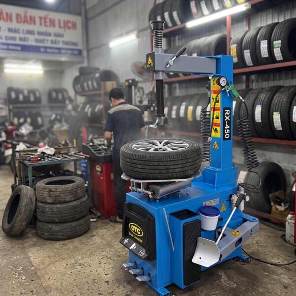 máy ra vào lốp RX-450 - hình 2