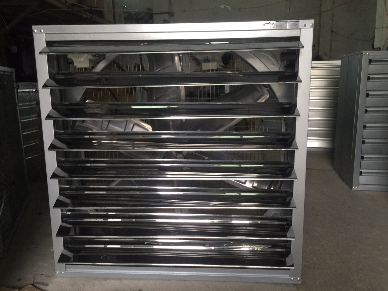 Quạt thông gió vuông Wing TMG-1530, 1530×1530mm, 55.700 m³/h, 1,5 kW 23 Quạt thông gió vuông Wing 1530 - ảnh 2